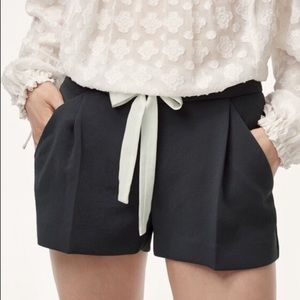 Aritzia Wilfred Exergue Shorts